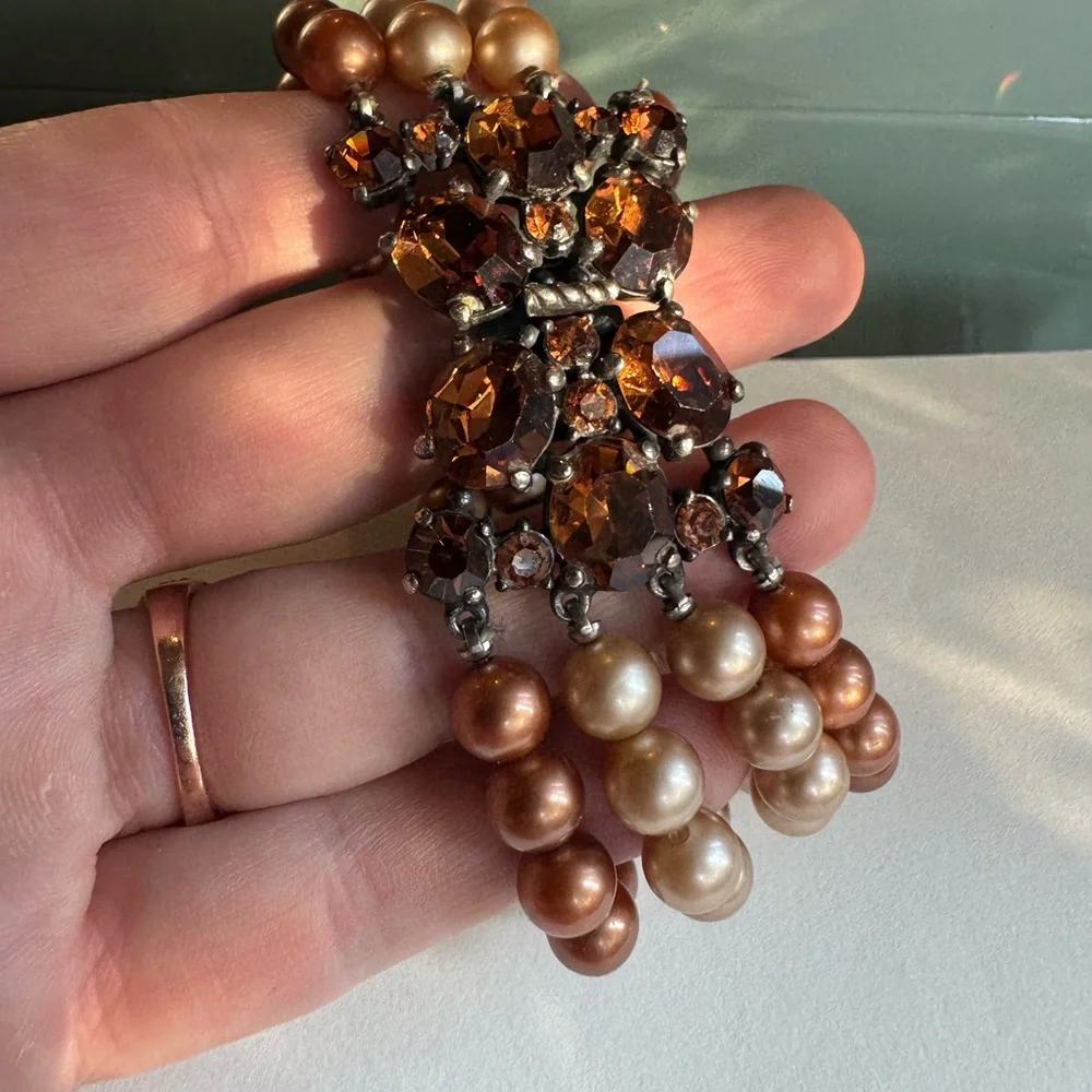 Schiarparelli Elegant Brown and Cream Faux Pearl Beaded Vintage Bracelet 6.75